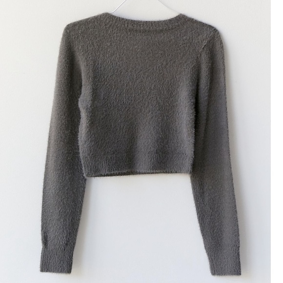 UO Soft Cropped Sweater - Picture 4 of 4